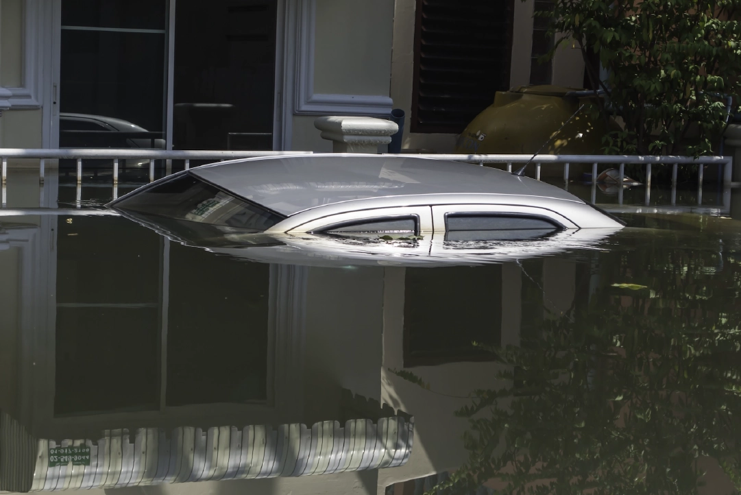 น้ำท่วมรถ สตาร์ทรถได้ไหม