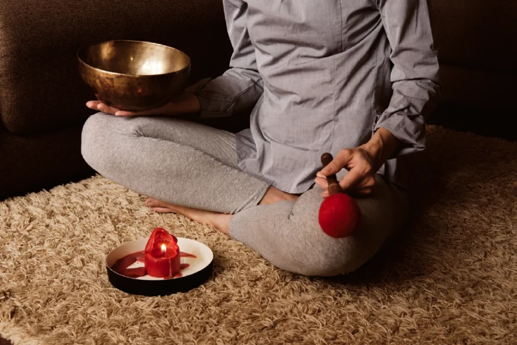 Sound Healing คลื่นเสียงบำบัด ต้องทำตอนไหน ทำที่บ้านได้หรือเปล่า